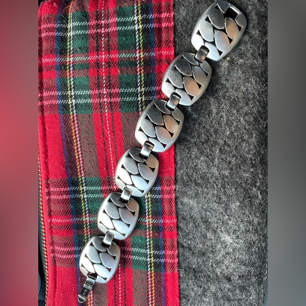 Trifari Crown Vintage Silver tone Bracelet